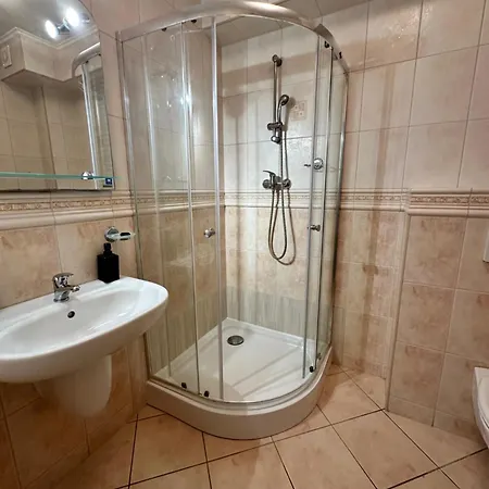 Al-dom Obrońców Westerplatte , 100 M Do Plaży, Przy Latarni Morskiej Kołobrzeg