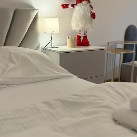 Apartamento Al-dom Obrońców Westerplatte , 100 M Do Plaży, Przy Latarni Morskiej