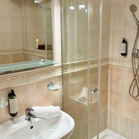 Al-dom Obrońców Westerplatte , 100 M Do Plaży, Przy Latarni Morskiej Apartament